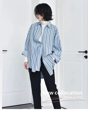レギュラーカラーストライプシャツ