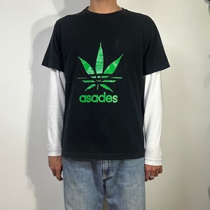 asadesu ガンジャ Tシャツ / L相当