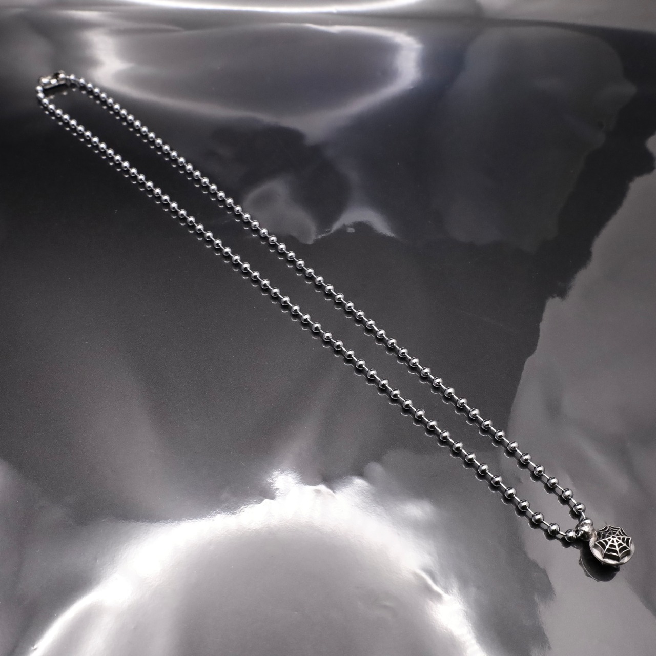 SPIDER WEB BALL PENDANT / スパイダーウェブボール ペンダント