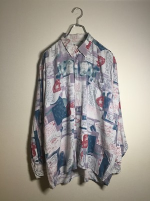 総柄 デザインシャツ 水彩画風 文字デザイン