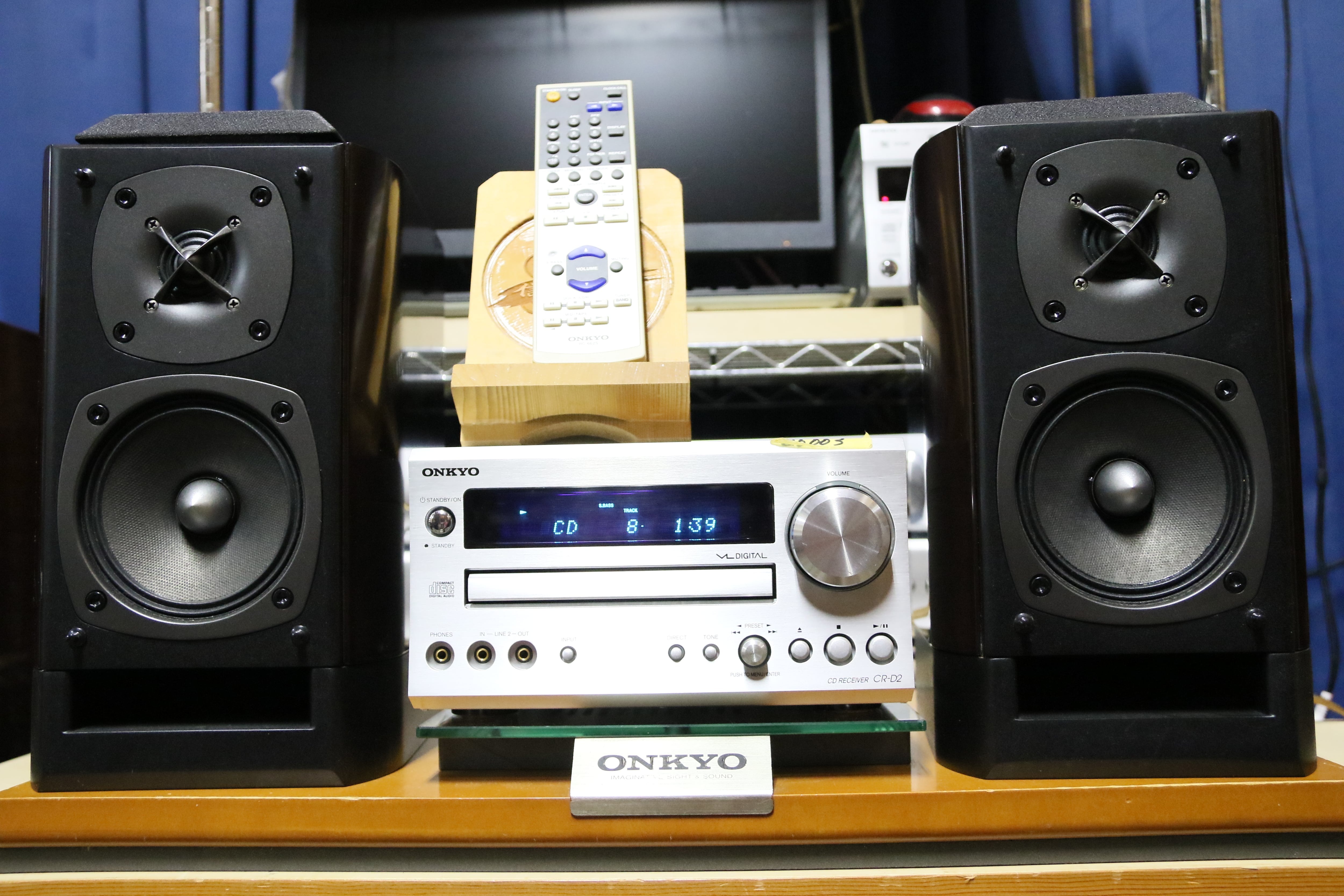 極美品・動作良好✨️ONKYO スピーカー CR-D2 D-D2E CDコンポ Amazon.co.jp: ONKYO スピーカーシステム(2台1組) D-D2E : 家電＆カメラ
