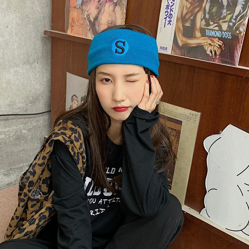 ヘアバンド 刺繍 ヘアアクセサリー ブラック・アイド・ピーズ8446018115