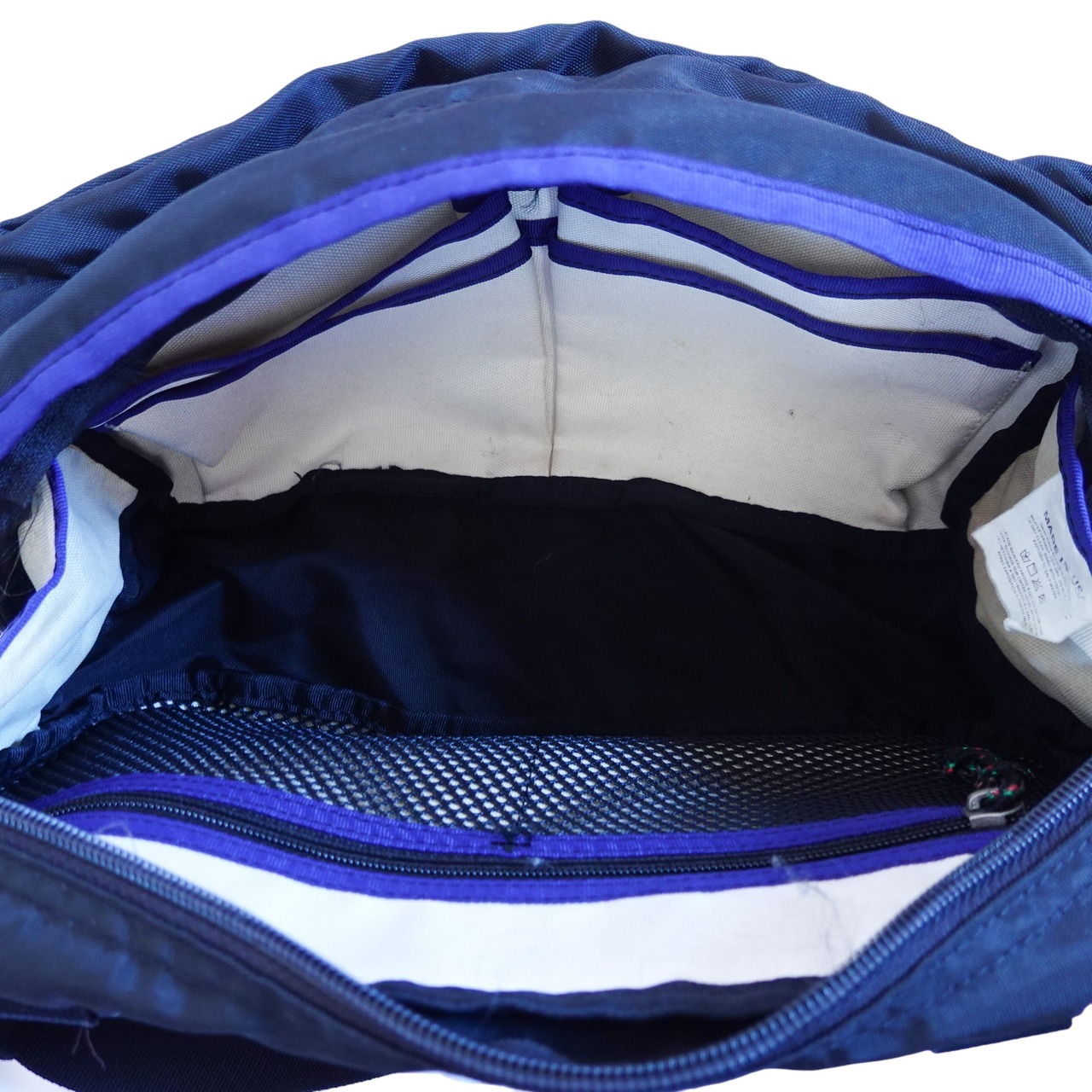 90’s Patagonia shoulder bag