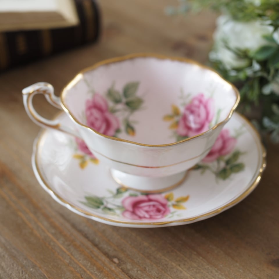 英億パラゴンParagon ピンクローズ ボーンチャイナ カップ＆ソーサー