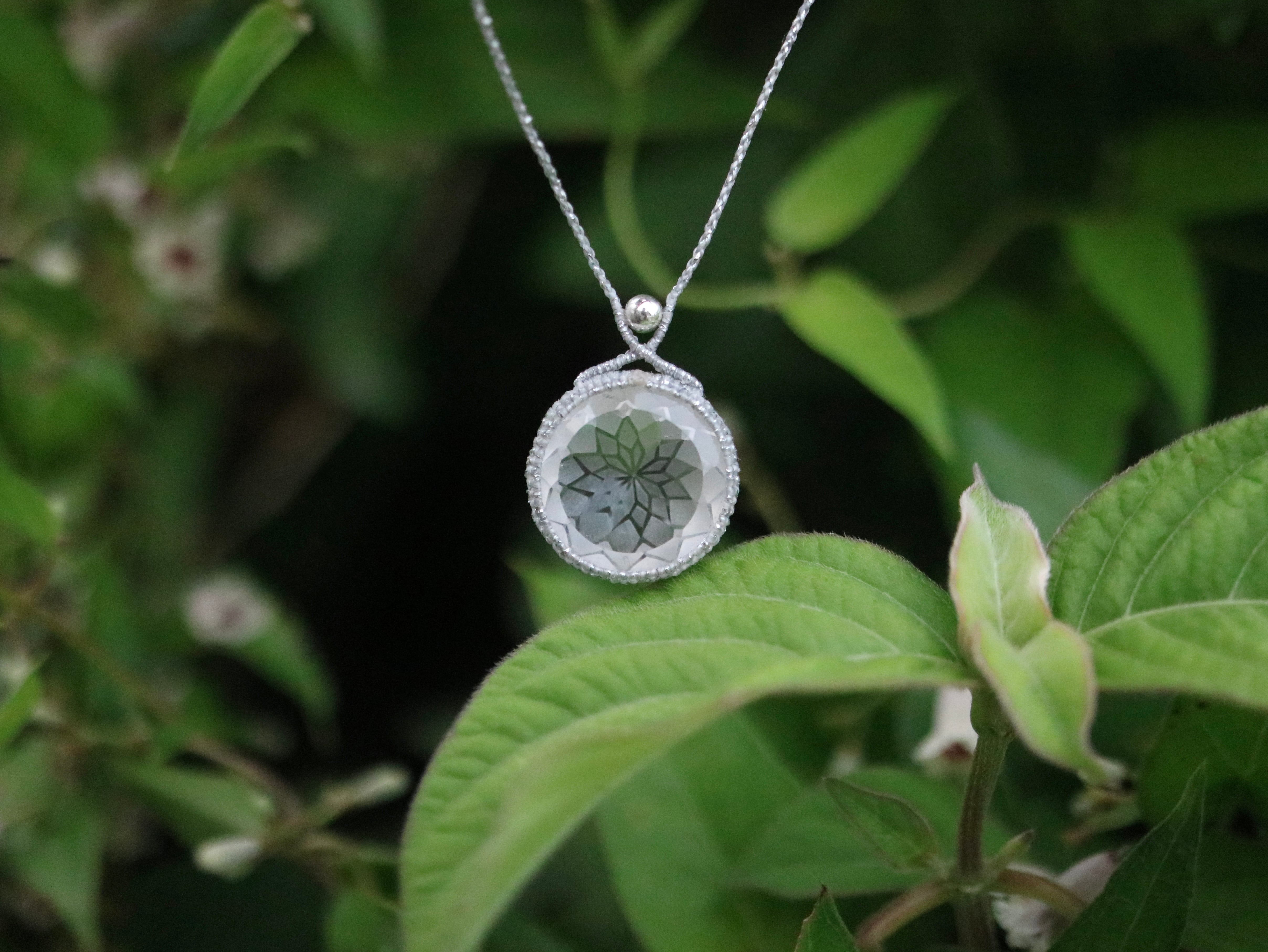 花曼荼羅水晶 ネックレス silver
