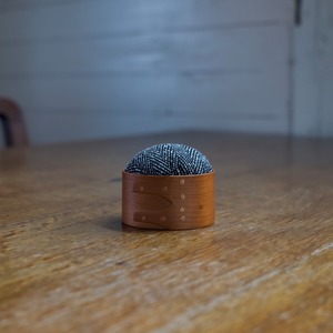 Shaker Pin Cushion / シェーカー ピンクッション〈 裁縫道具・裁縫箱・針山・針刺し 〉111835