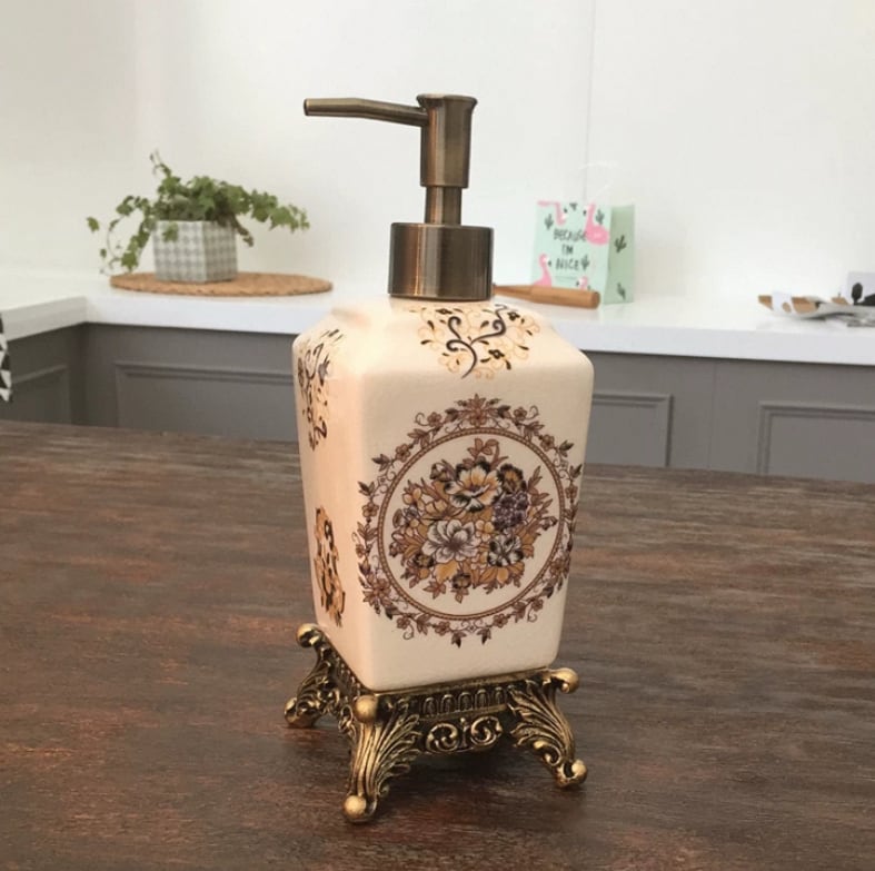 【合計5999円以上で購入可能】 antique soap bottle 【m1208】アンティークソープボトル