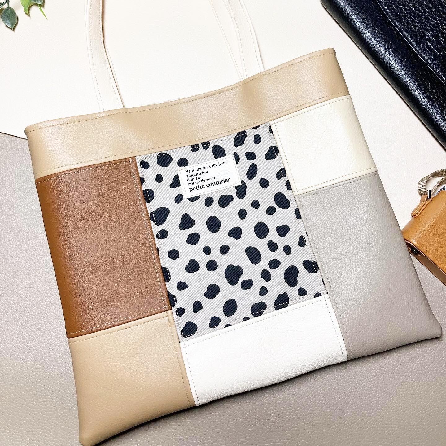 特大あんぱん柄の何でも入る大きなトートバッグ ♡ グレージュ】 | Pay ID