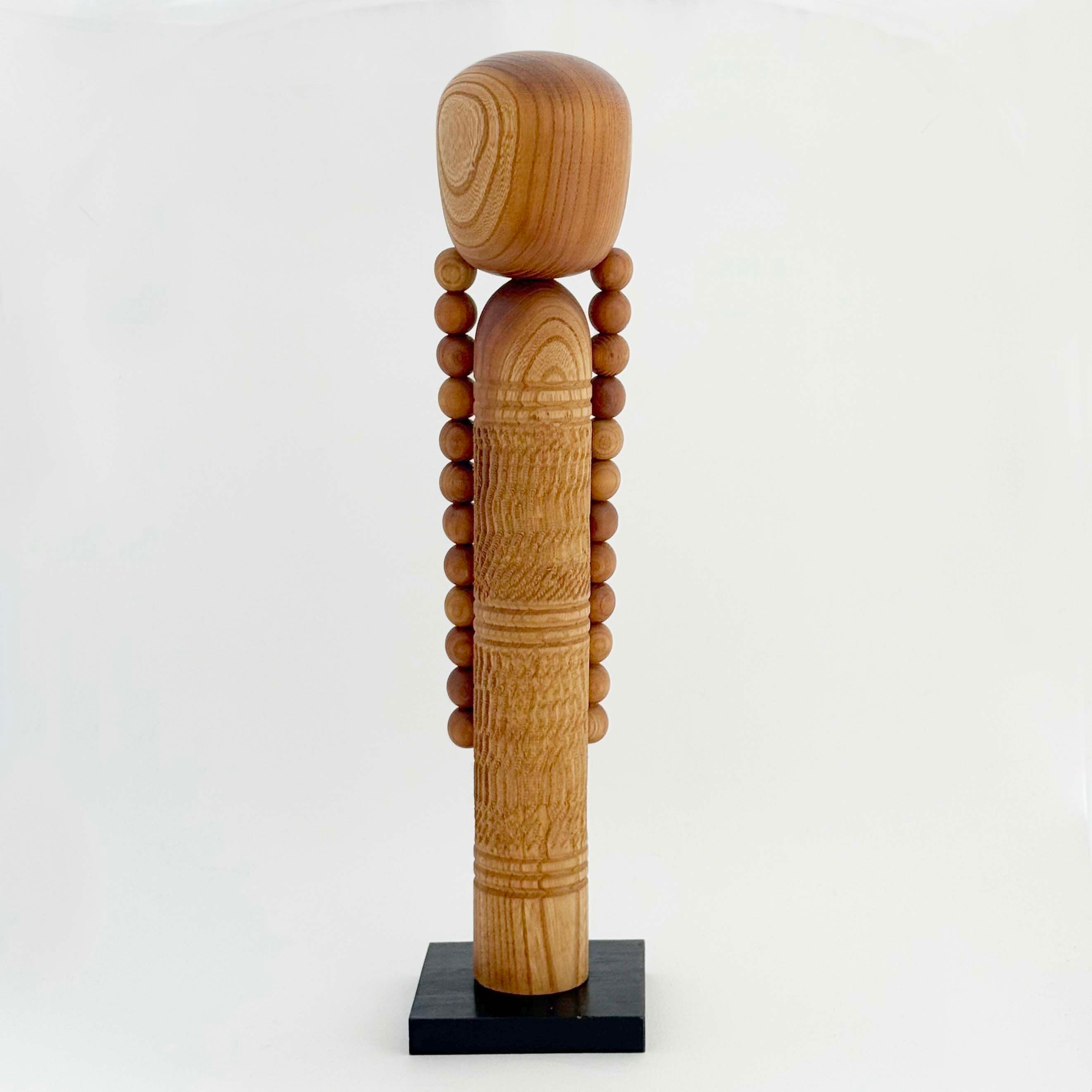 創作こけし  相田晴峰「おさげの子」