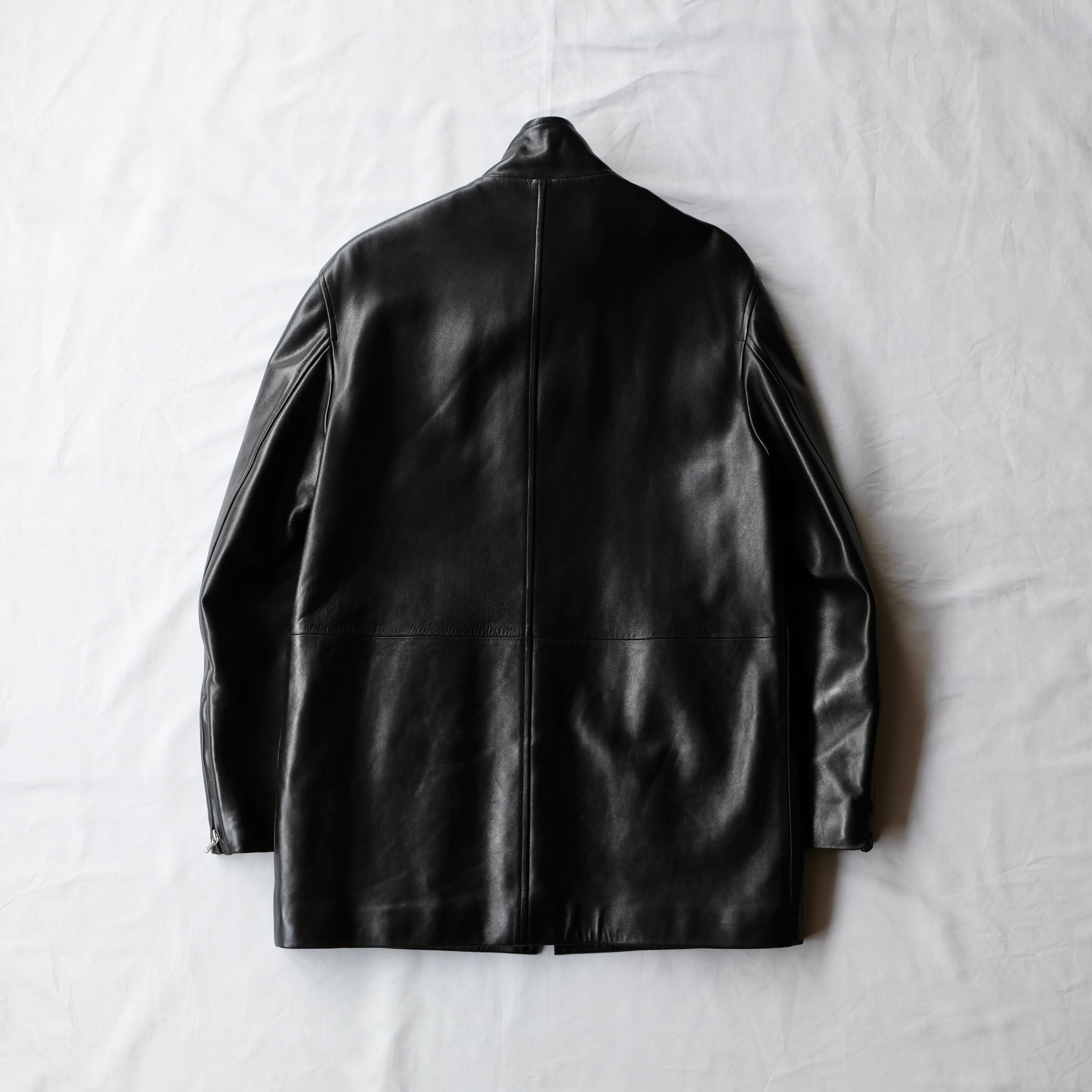 agnes b. HOMME MADE IN FRANCE SHEEP LEATHER HALF COAT | safarionline