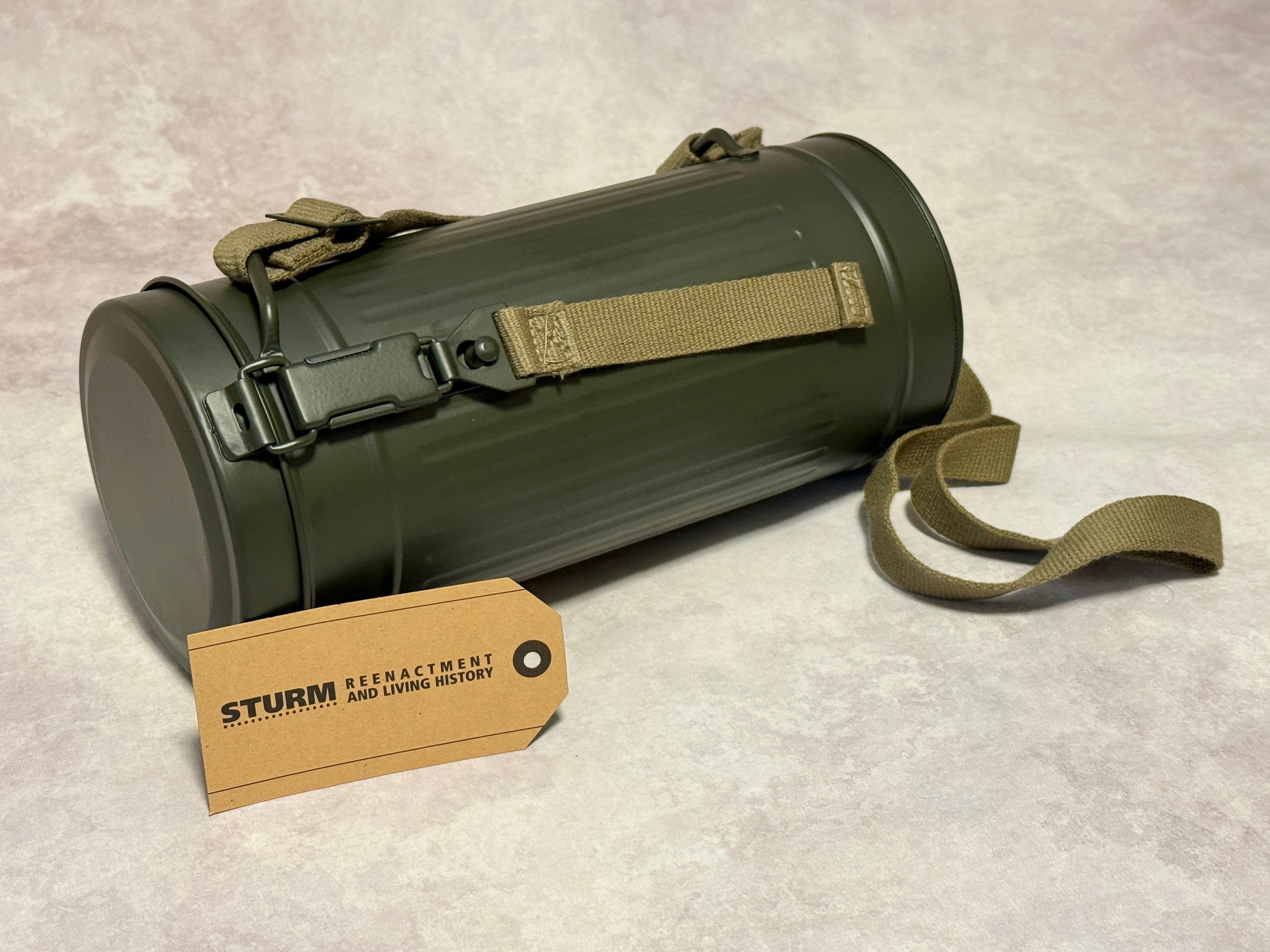 WWIIドイツ軍 M38ガスマスクコンテナ（収納缶） | アイヘンバウム