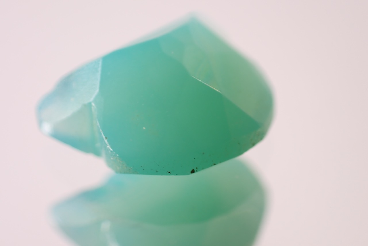 グリーンオニキス(猫カット)　1.33ct　[D11‐588]