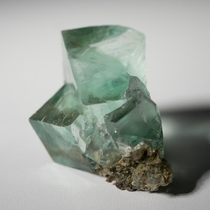 シャンファーリン産 フローライト / 原石 標本