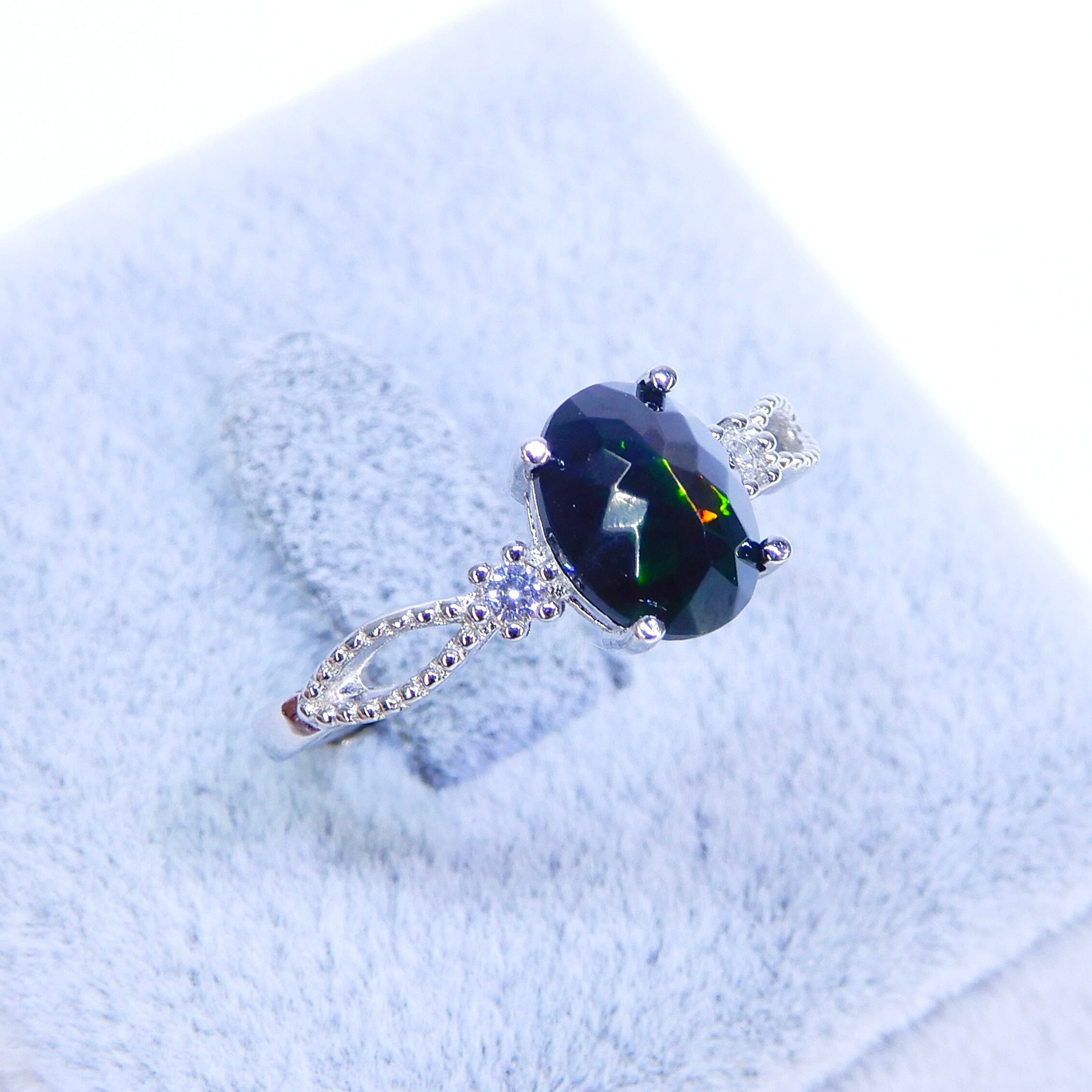 リング♦︎エチオピアンオパール♦︎WGカラー《0122》