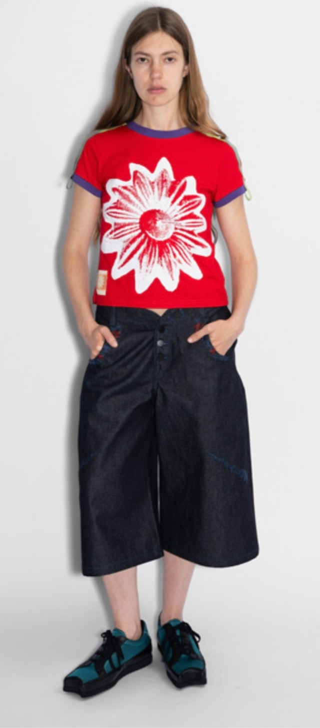 【paulacanvasdelvas】FLOWER PUNCH SHORT SLEEVE T-SHIRT