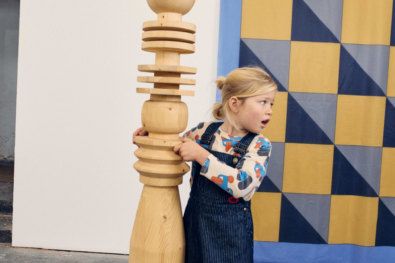 残り1点(4-5y)  BOBO CHOSES/Doggy Mate all over T-shirt