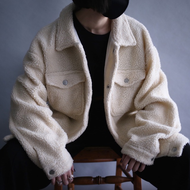 off-white good coloring loose silhouette  boa fleece jacket