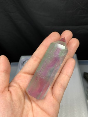 p129パープルピンク系グラデーションフローライト