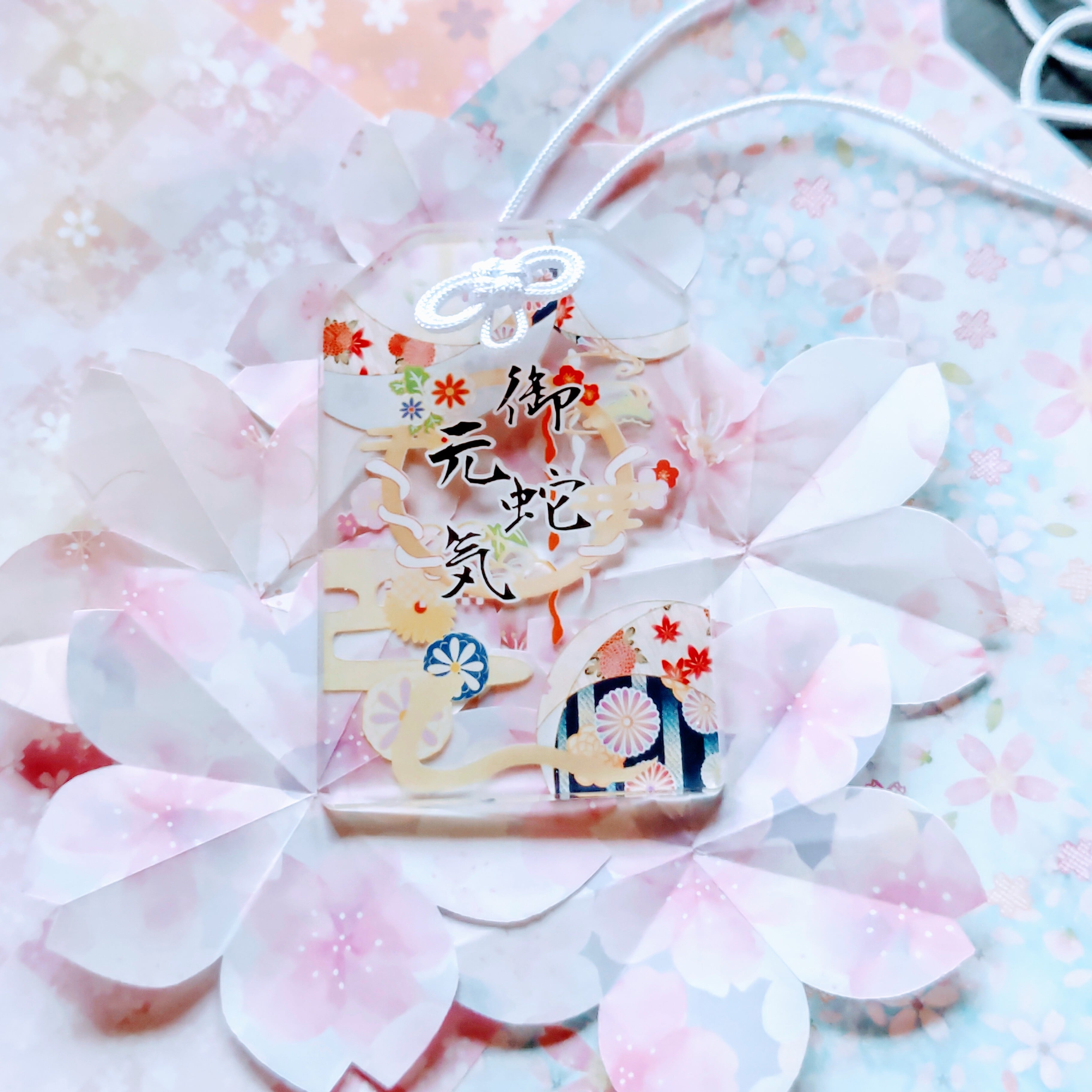 アクリルお守り | Caro -カロ-