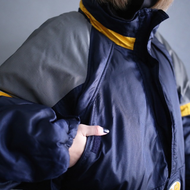 "STRATER" good coloring switch design over size box silhouette anorak（with hood）