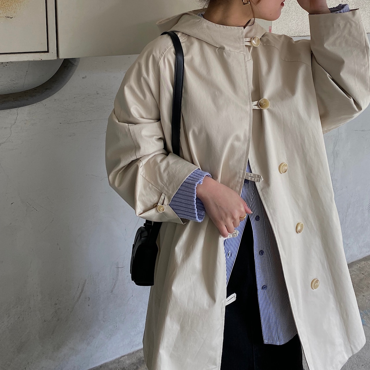 back tuck hood trench coat