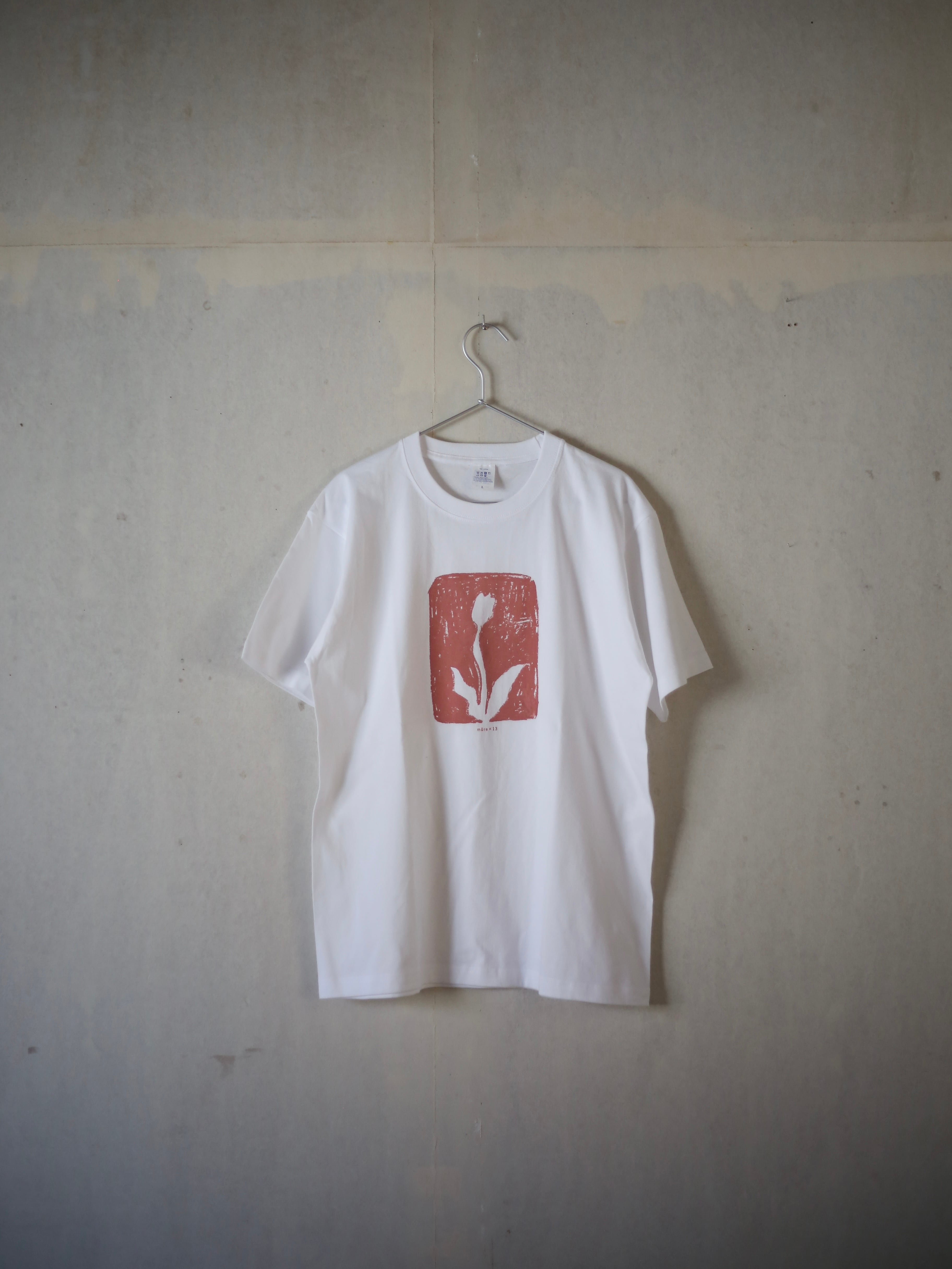 TULIP STAND Tシャツ