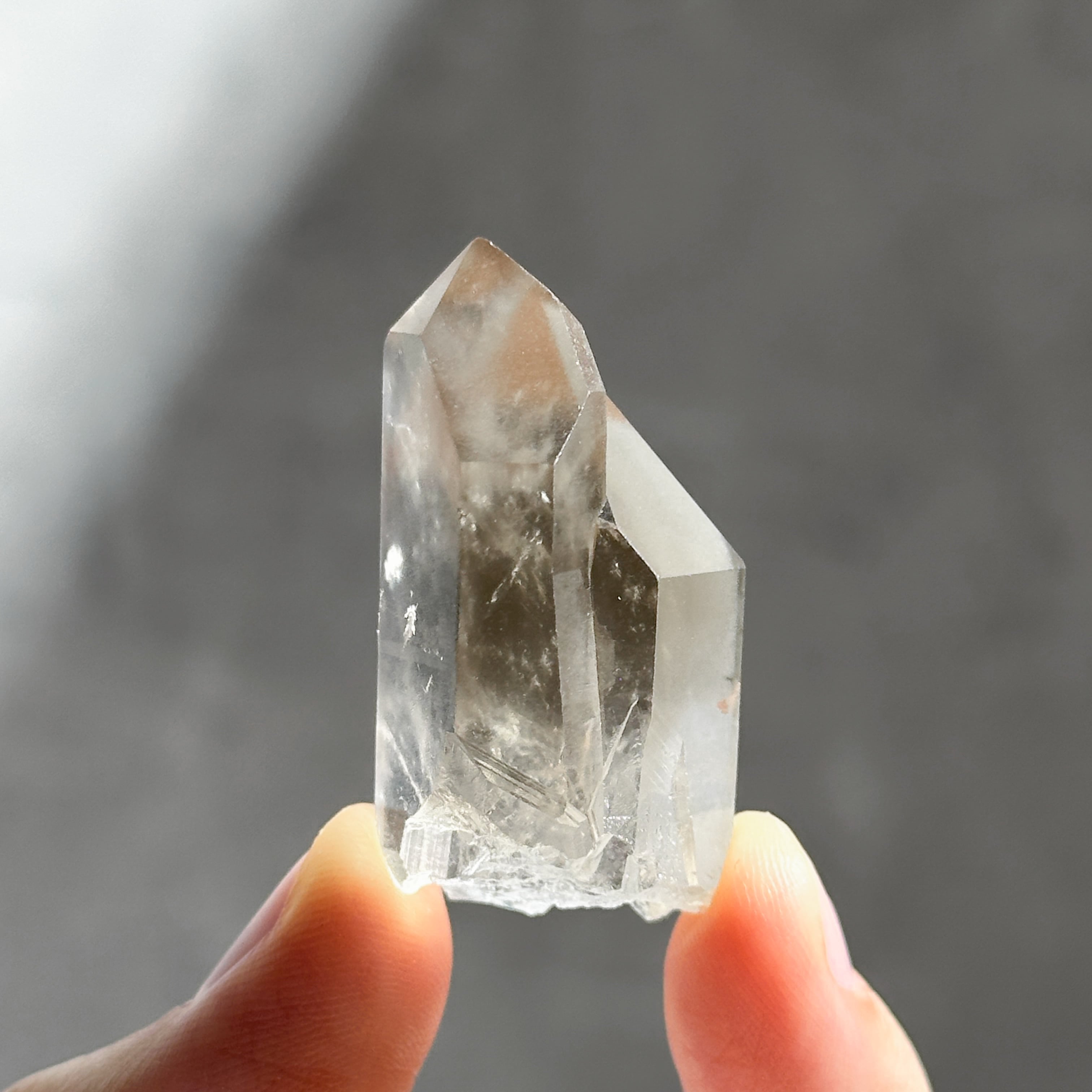 ミナスジェライス産 スモーキークォーツ 25 原石◇Smoky quartz◇天然石・鉱物・パワーストーン