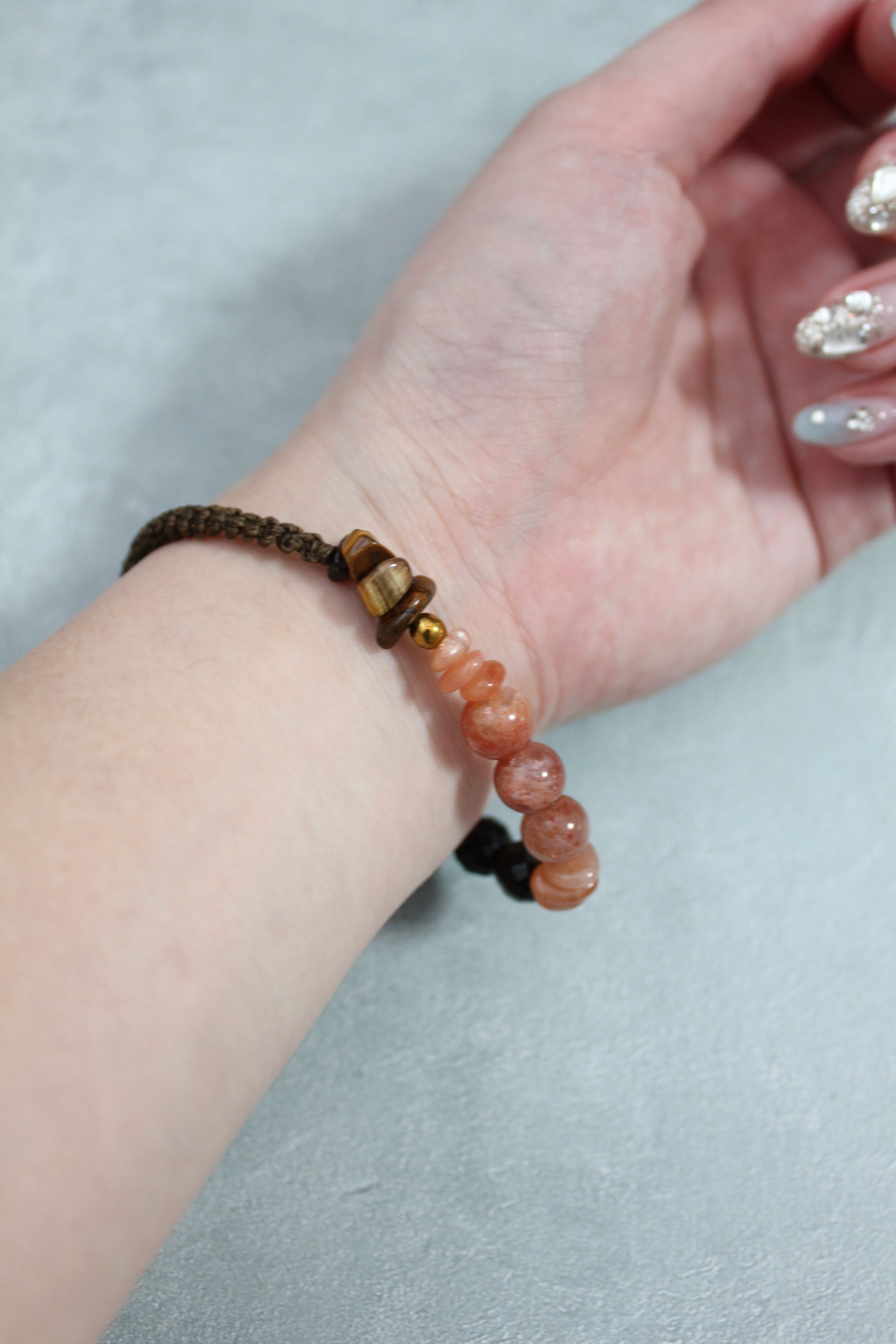 限定1点〉Omamori bracelet - 8 -(内周16cm)【パワーストーン×Macrame