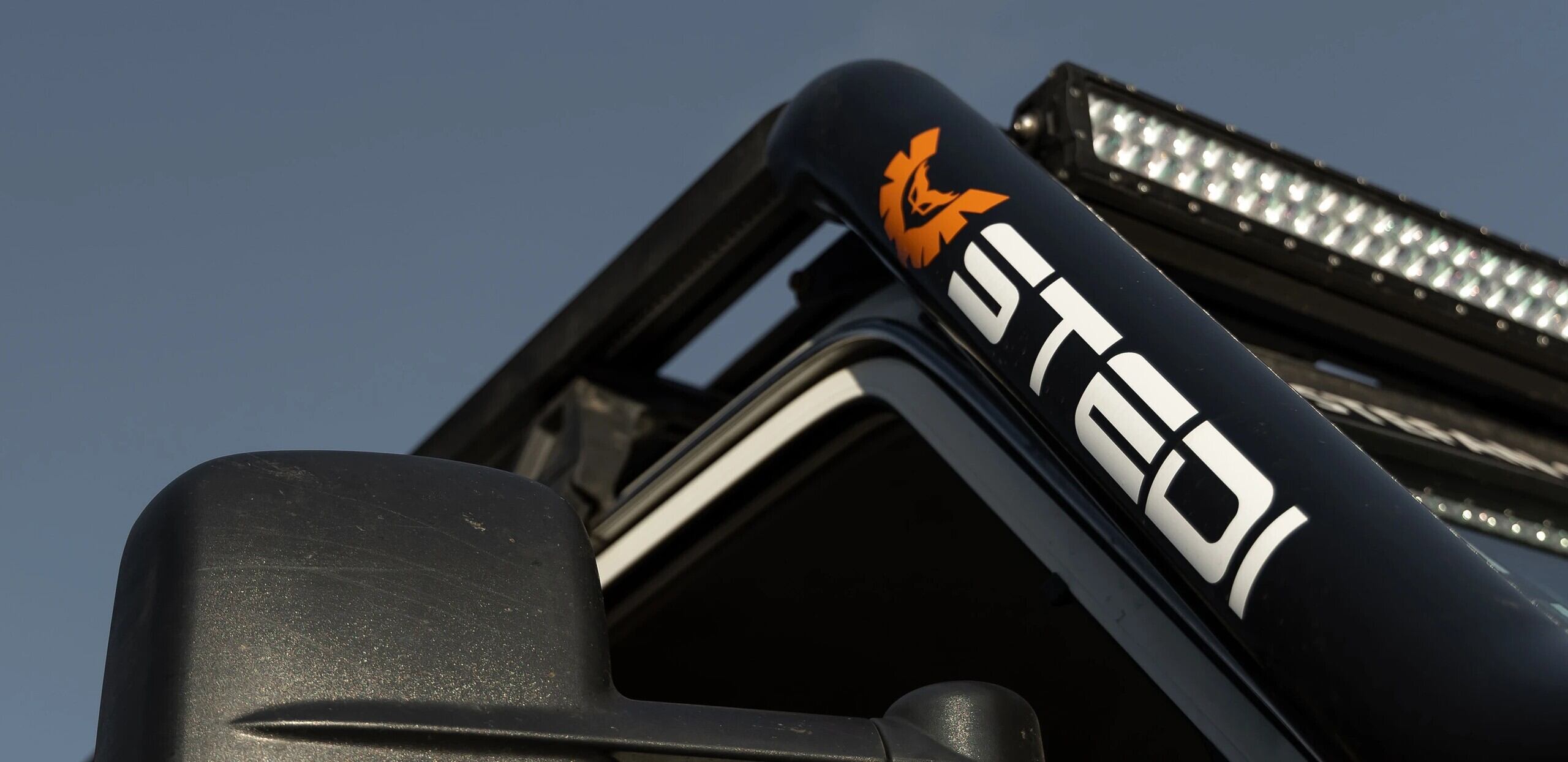 STEDI™ ロゴ バナーステッカー｜Logo Banner Sticker (Small) 270mm