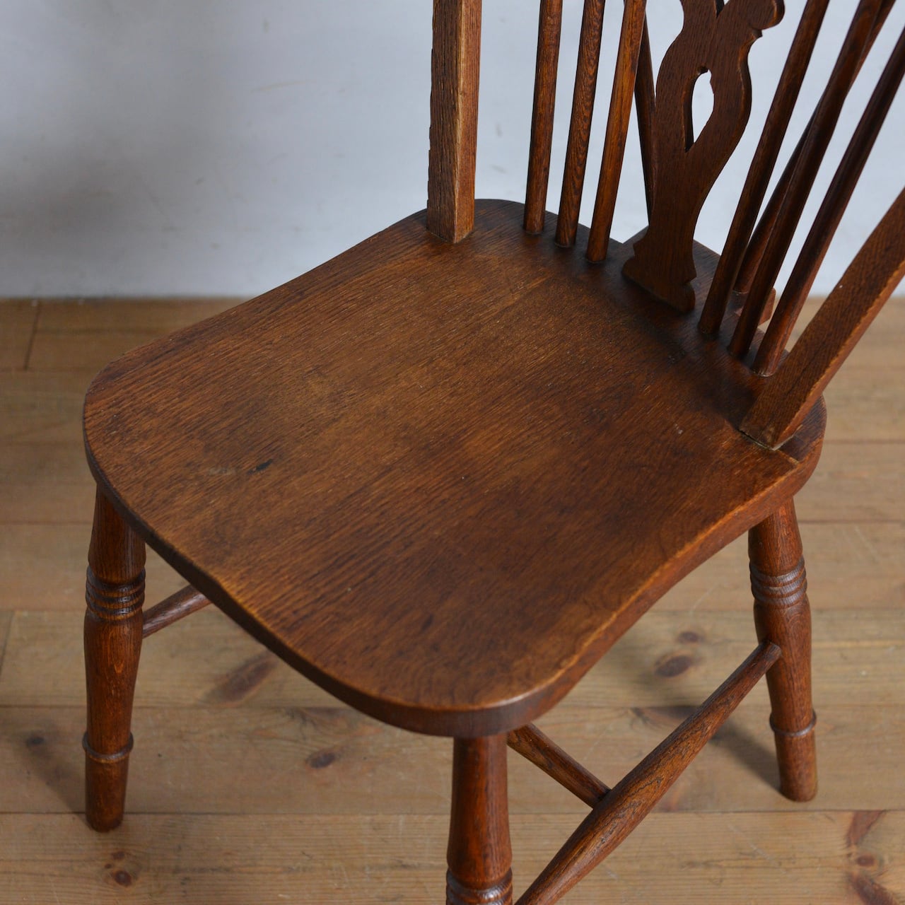 Wheelback Chair / ホイールバック チェア 〈ダイニングチェア