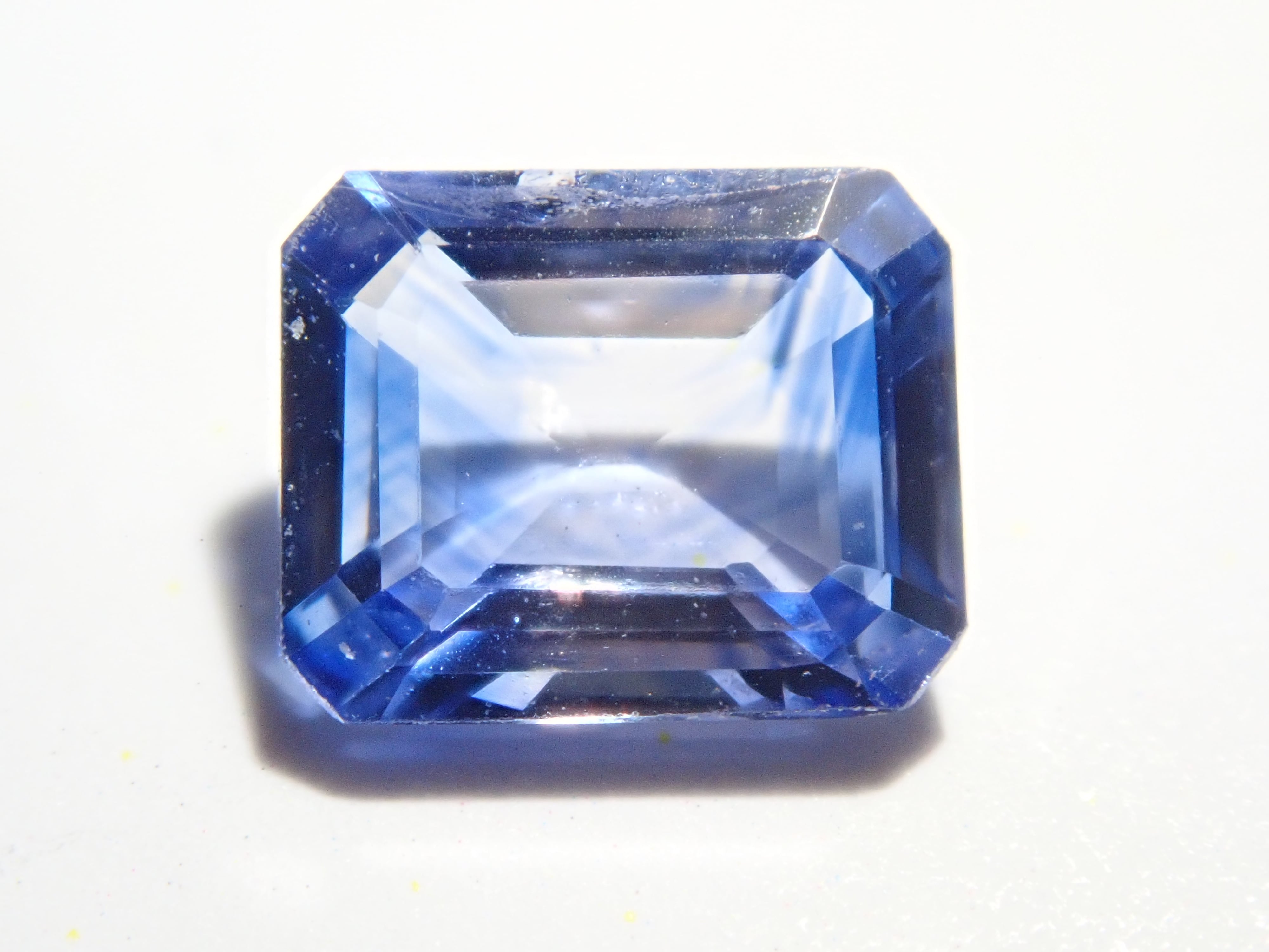 【新商品】スリランカ産バイカラーサファイア 0.423ct