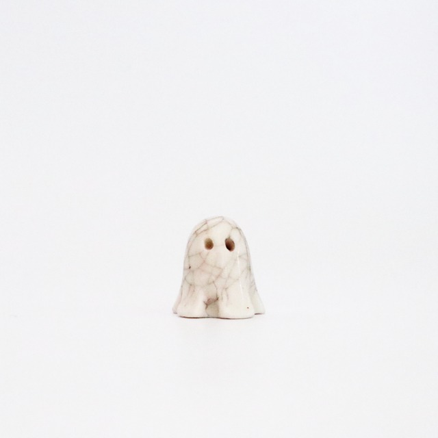 【置物】Porcelain Ghost Mini Figurine #1