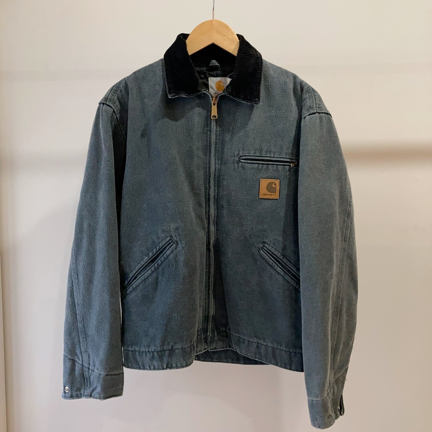 【超雰囲気系】Carhartt デトロイトジャケット レザーパッチ グレー 灰