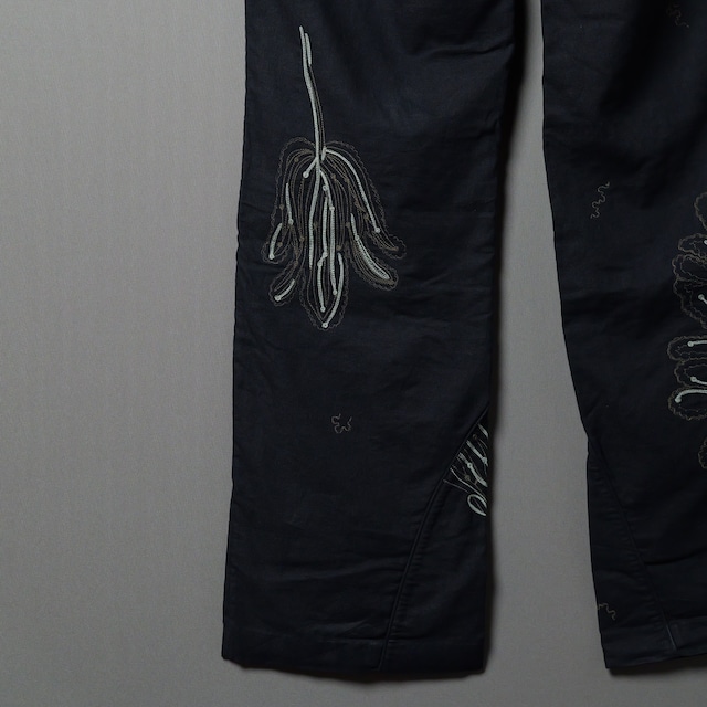 [HaaT]　Botanical Embroidery Pants