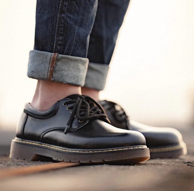 Black Round Toe Derby Shoes / ブラック ラウンド トゥー ダービー シューズ