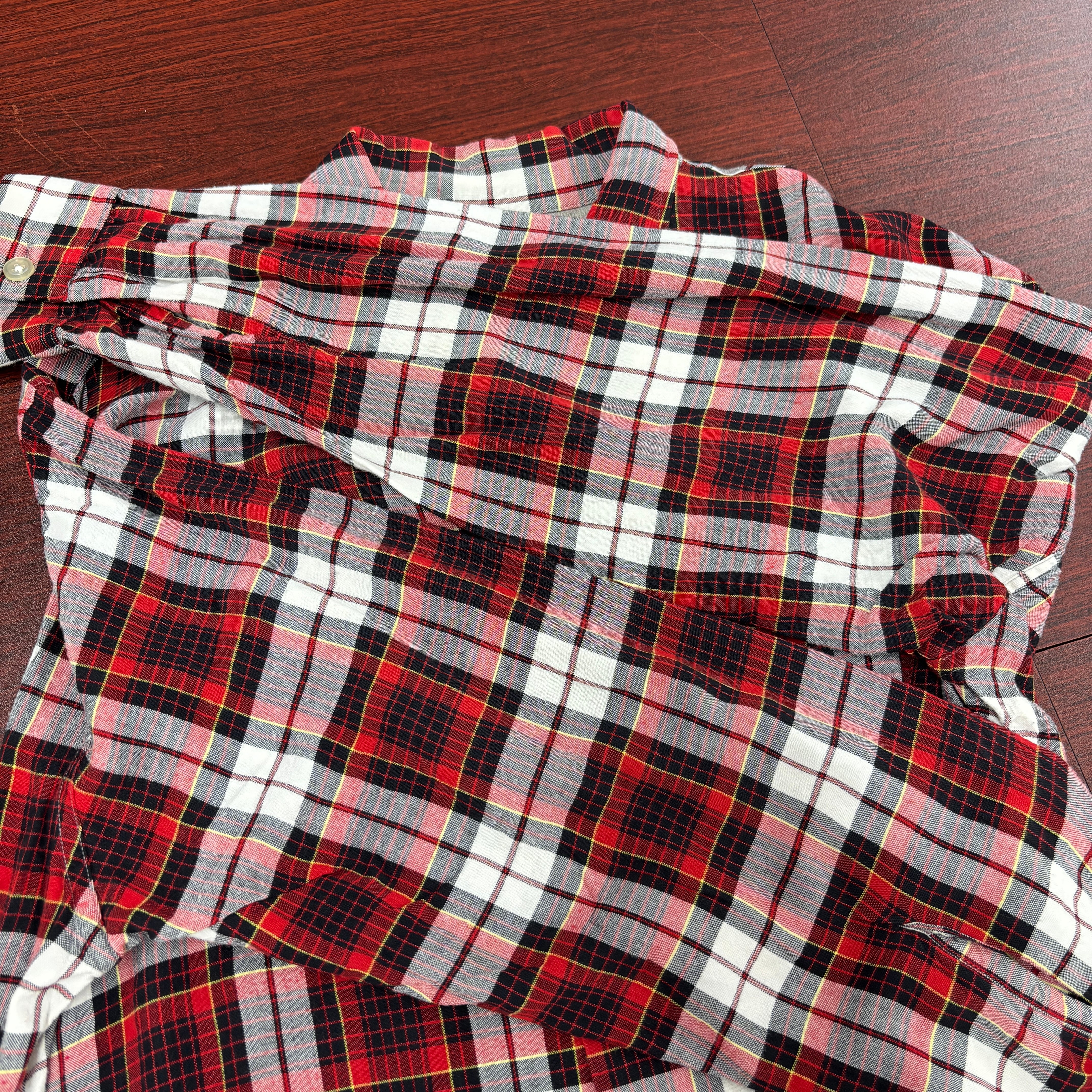 1960'S MAC PHERGUS RED CHECK RAYON SHIRT | safarionline