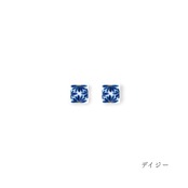 手描きの小さなタイル　ピアス/イヤリング