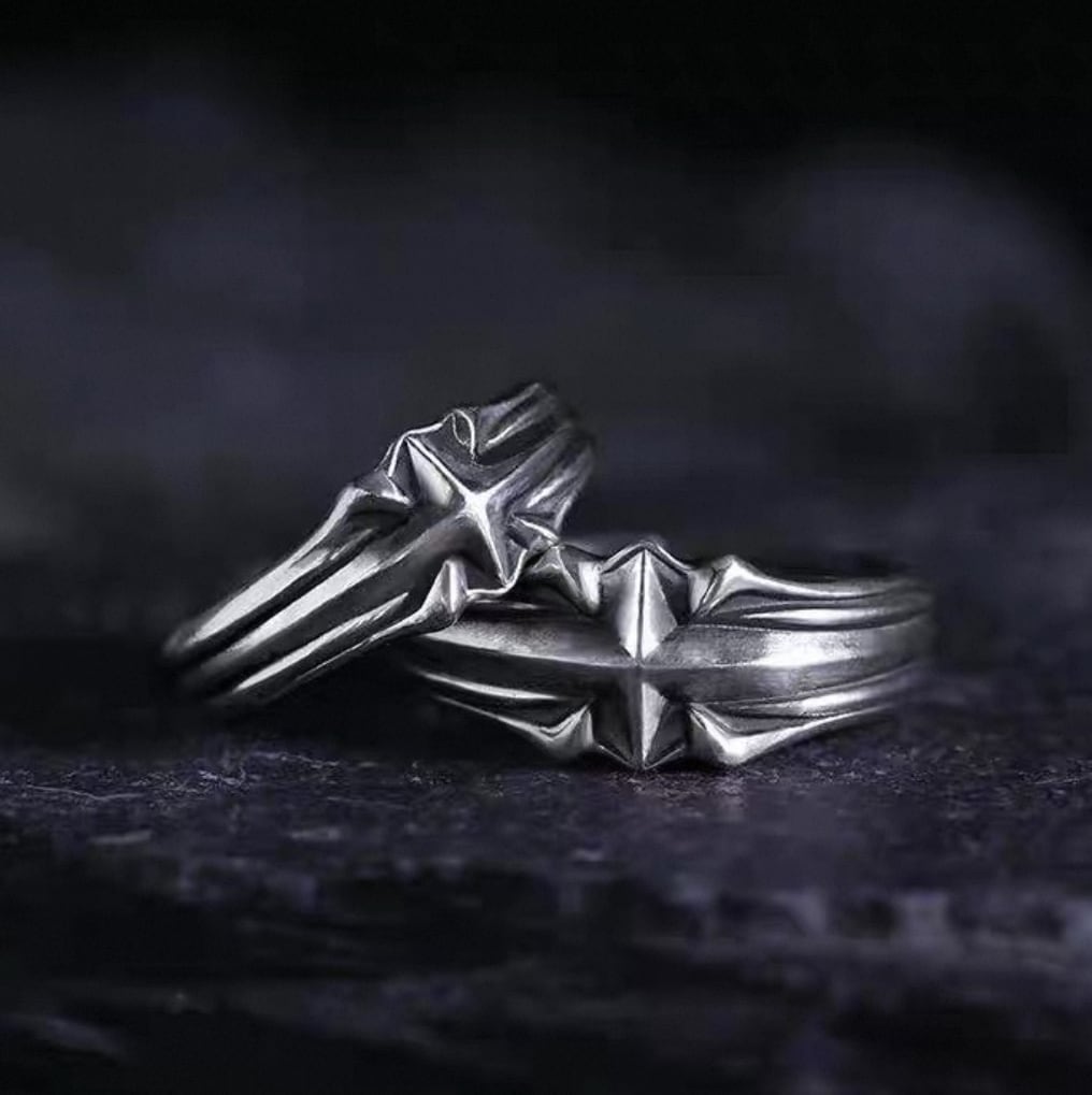 Star Cross Ring | VYNE