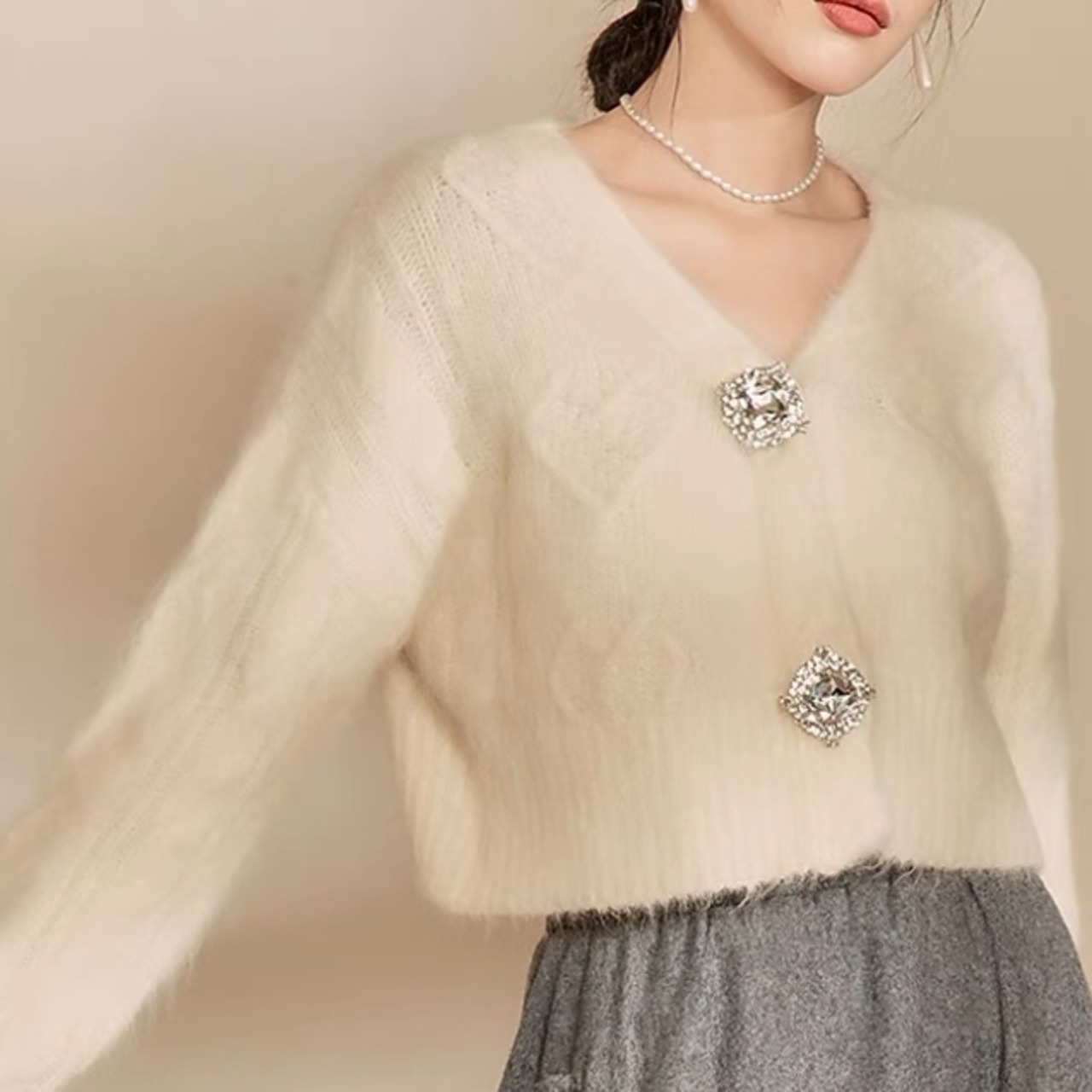 ビジューボタンカーディガン