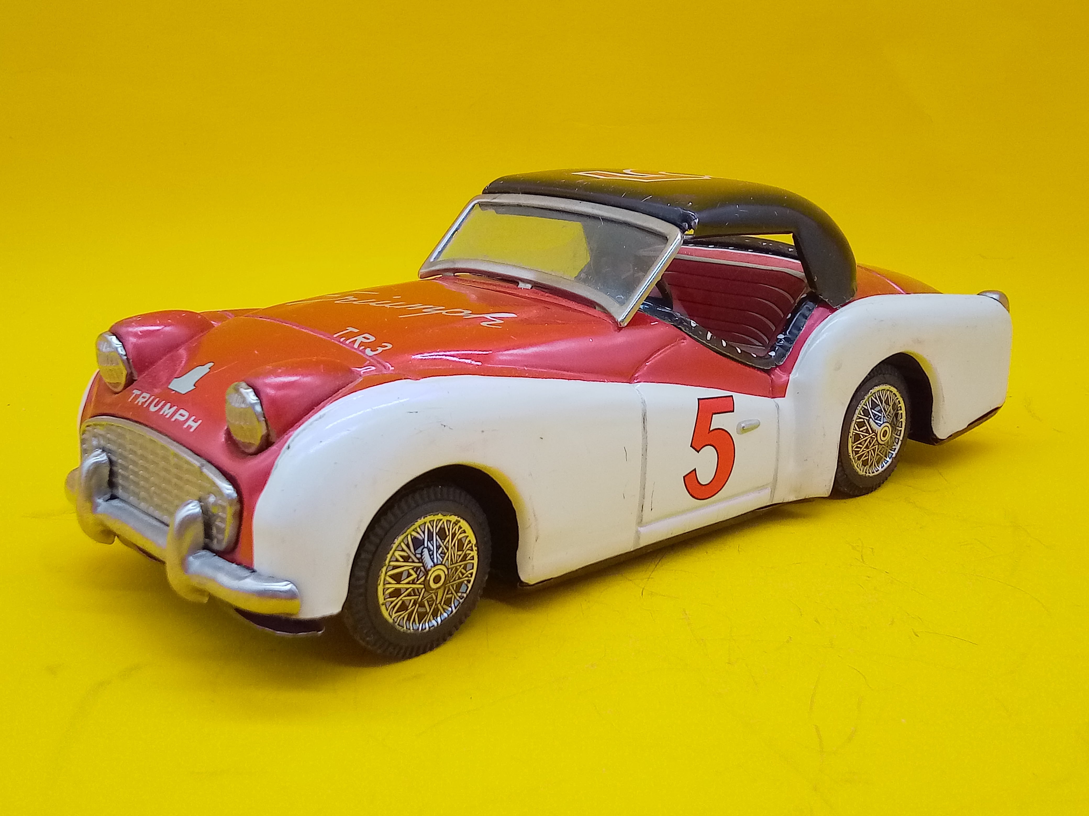 萬代屋 ブリキ トライアンフ TRIUMPH T.R.3【88293334】 | トイズ 