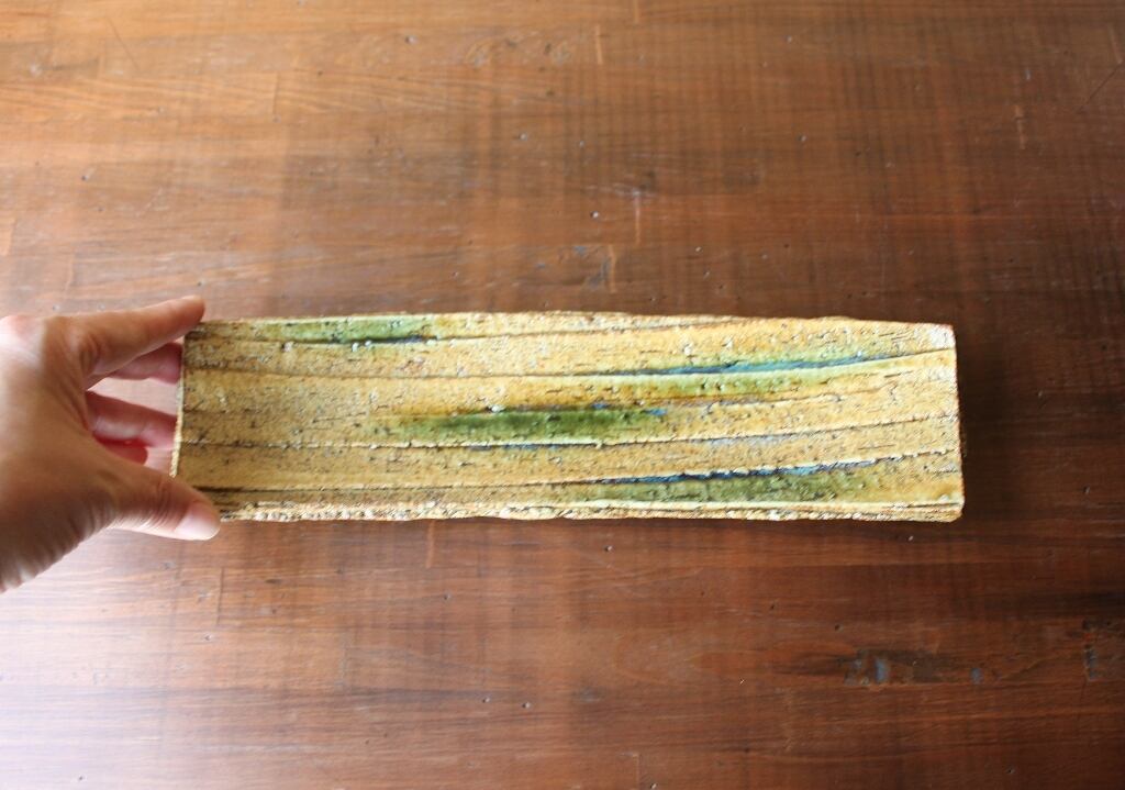 黄瀬戸足付削り細長皿 | 棚橋淳陶房ーshop