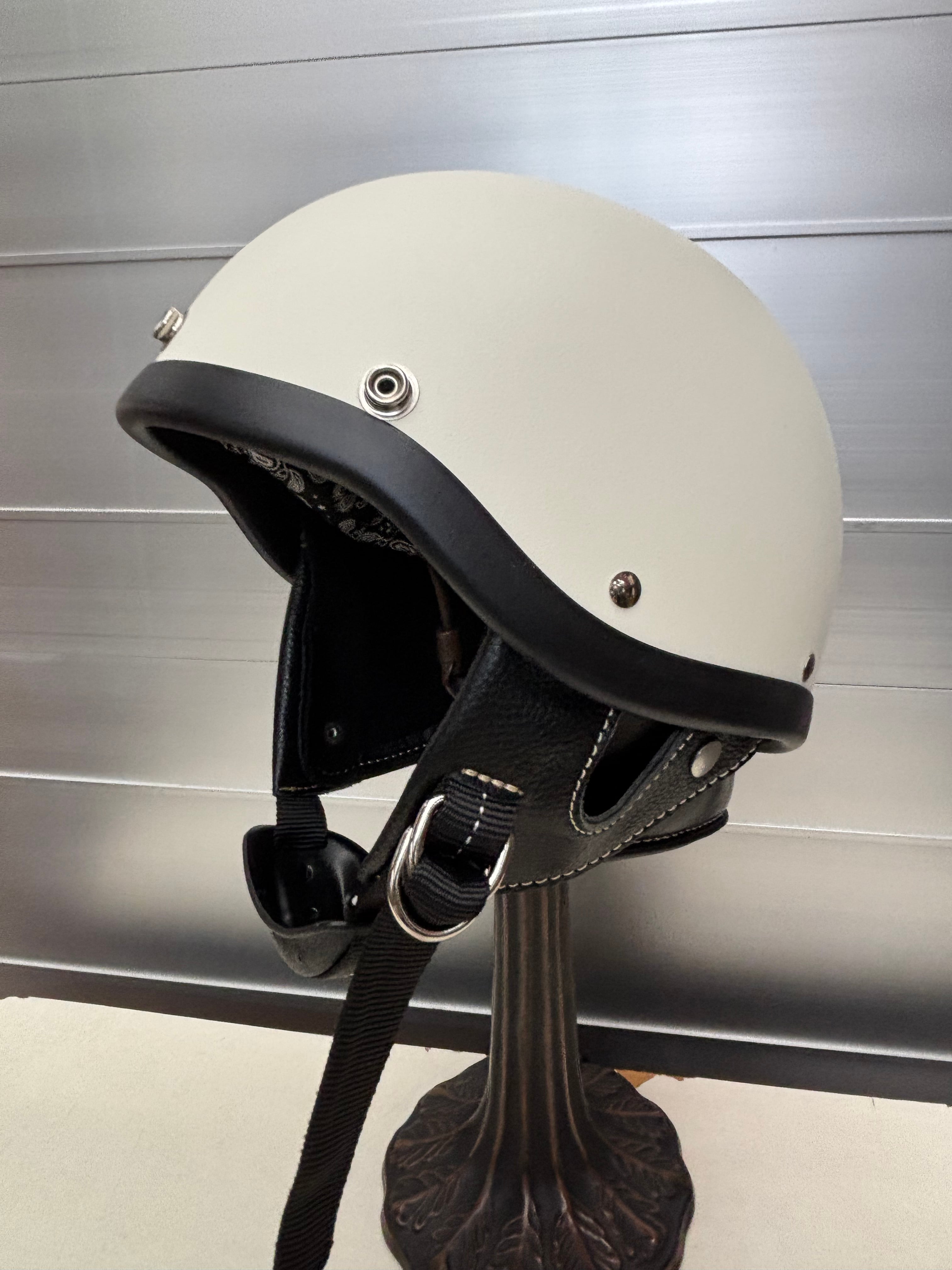 オーシャンビートル OCEAN BEETLE ショーティー4 別注マットアイボリー