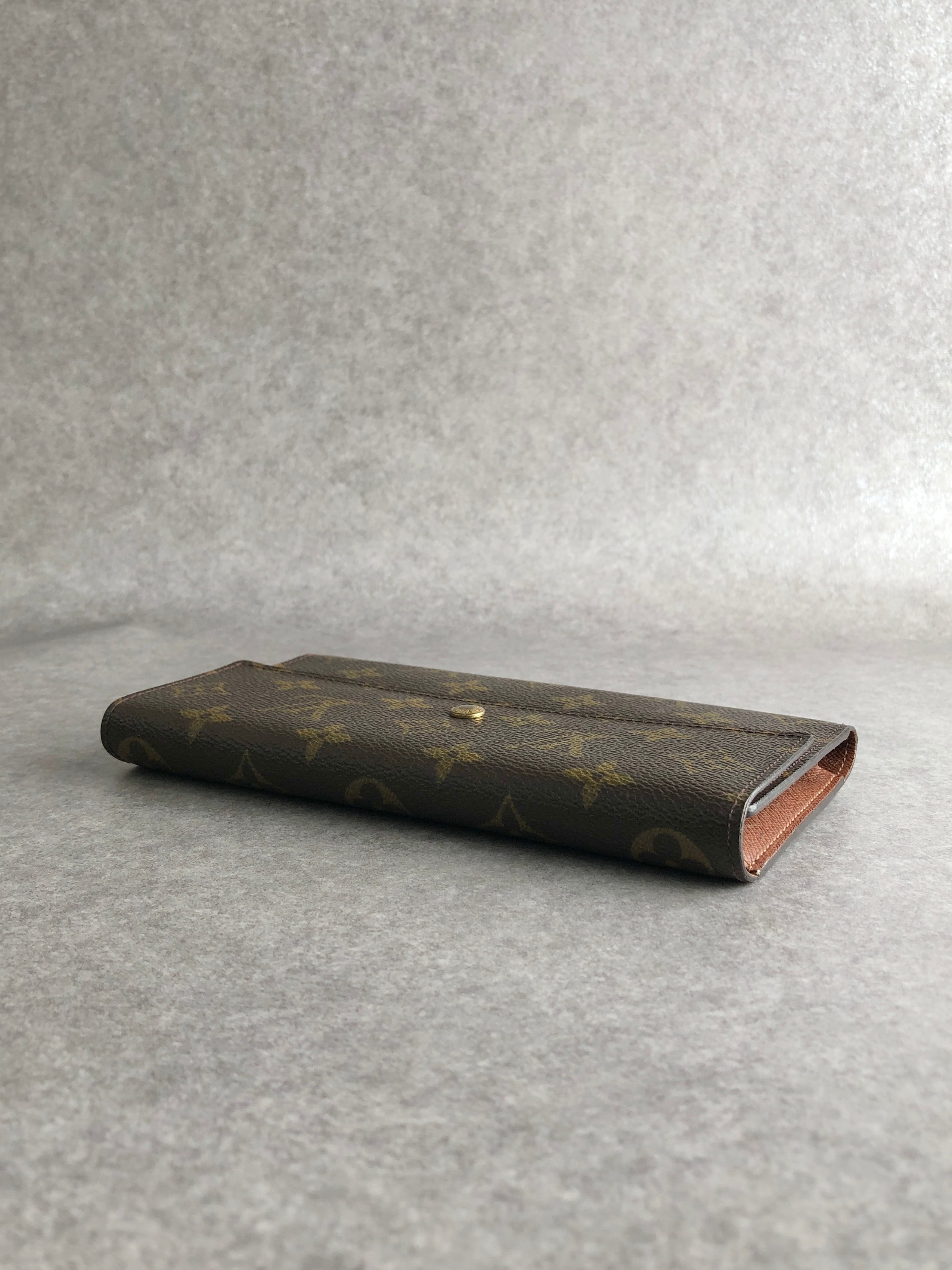 ルイヴィトン モノグラム トレゾール 旧サラ 長財布 ブラウン M61215 ルイヴィトン モノグラム トレゾール 旧サラ 長財布 ブラウン M61215