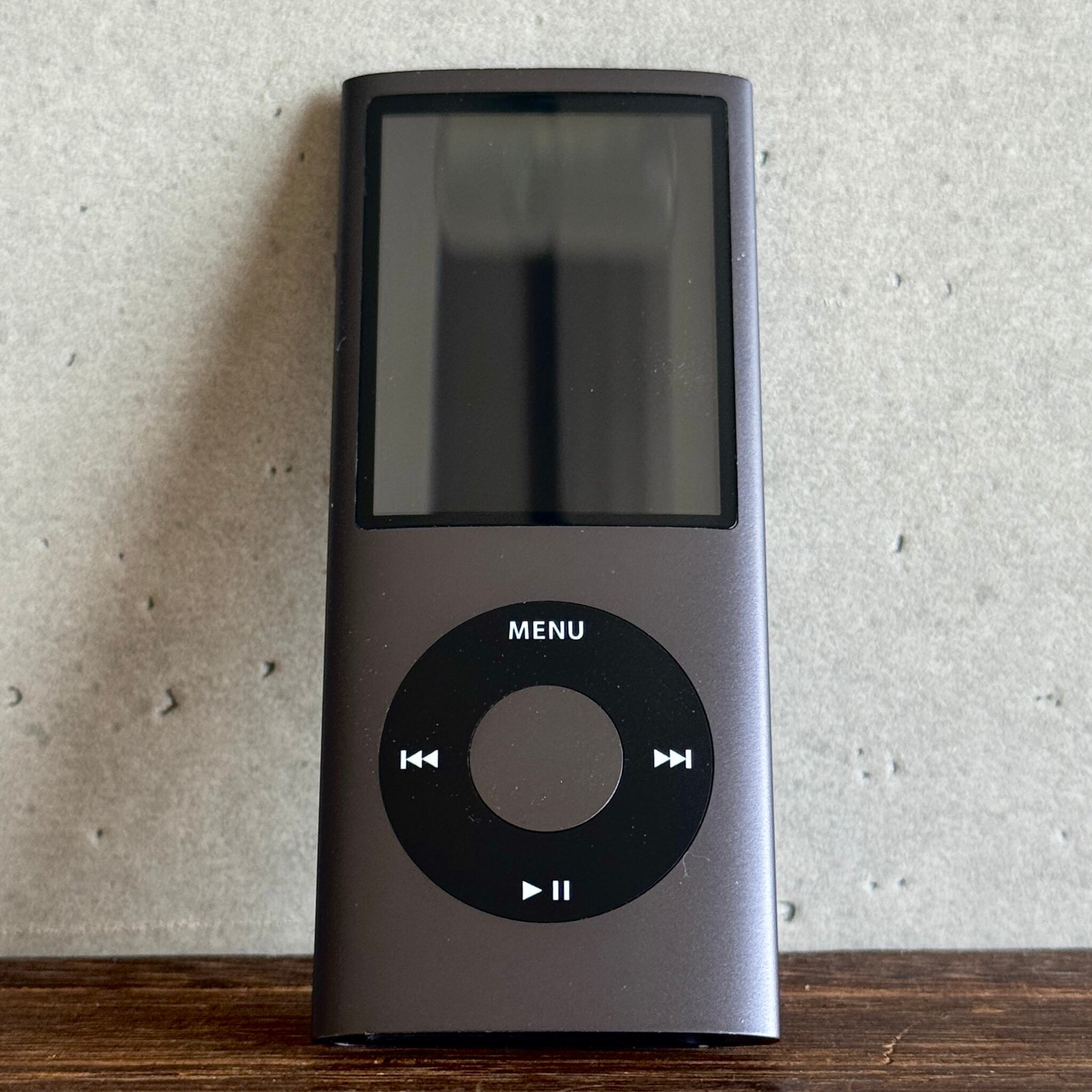 Apple iPod nano 4th 8GB | Happy Pod