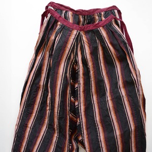 もんぺ 野良着 着物 パンツ 木綿 黒縞模様 ジャパンヴィンテージ 昭和 リメイク素材 ダブルニー | monpe noragi pants japanese fabric vintage cotton black stripe