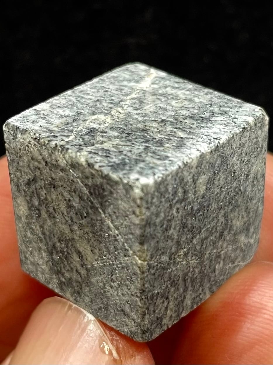 12) 世界初!強力な引き寄せ・統合「南極の石(アンタークティック・ストーン)」キューブ型