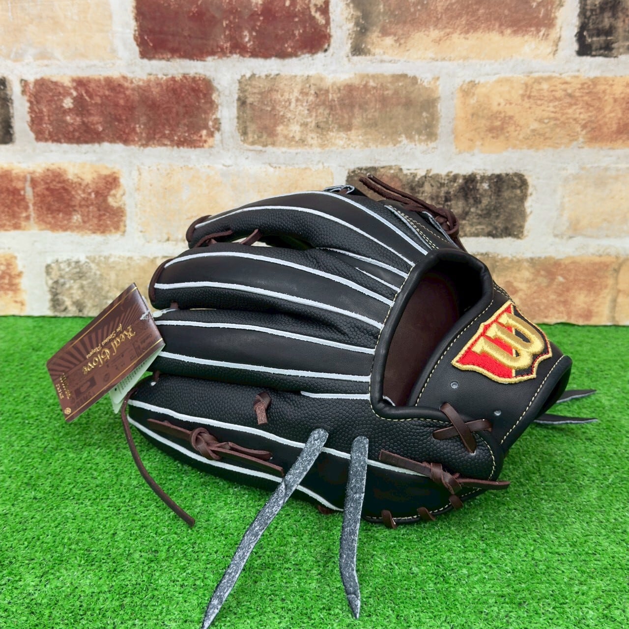 大人気】 Wilson staff 軟式グローブ D8型 WBW102989 WBW102991 型付け