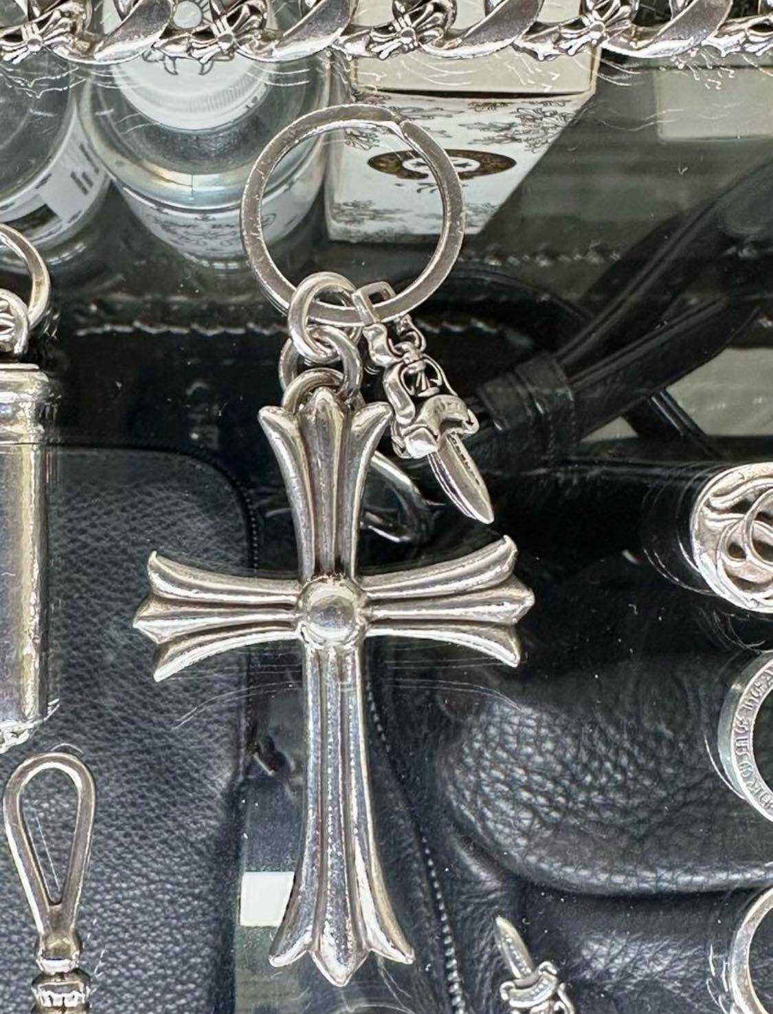 CHROME HEARTS クロムハーツ ラージクロス キーリング ダガー