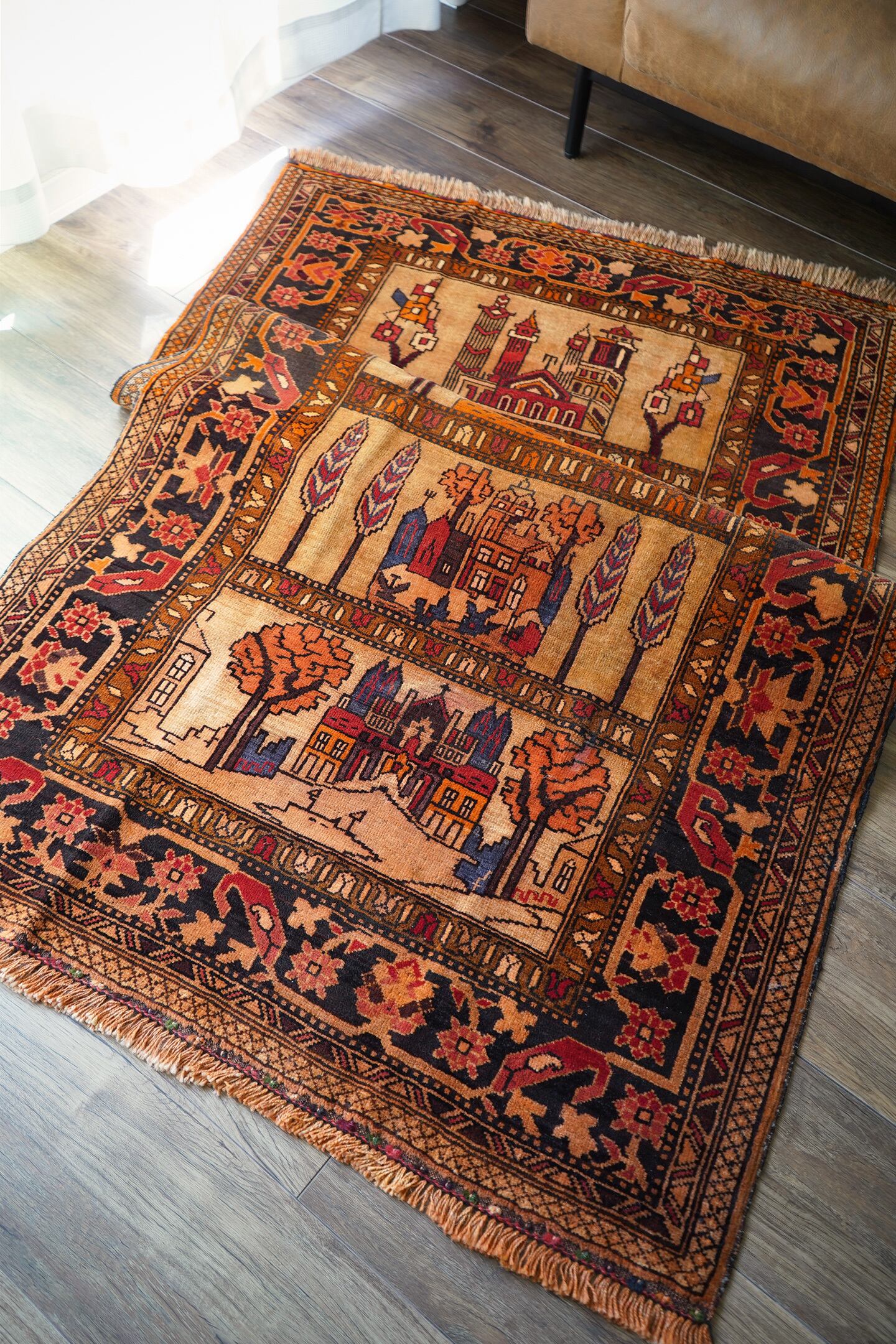 856】Vintage Afghan Baluch pictorial rug 1980's | ヴィンテージラグ