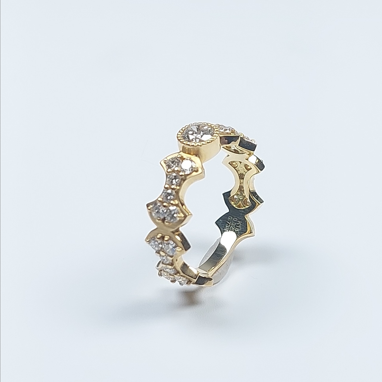 K18 Utopara Diamond Ring